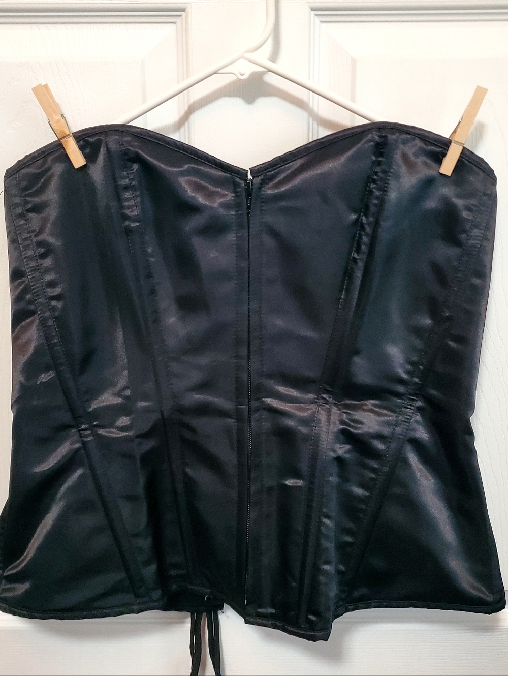 Daisy Black Satin XXL Corset